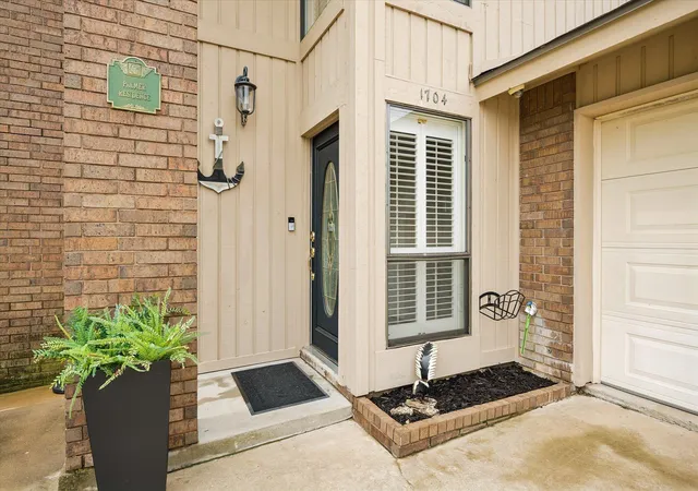 Photo 3 of Single family home for sale at 1704 County Rd 128, Burnet, TX 78611 | MLS# 2803912 | Listing updated on 2026-08-18