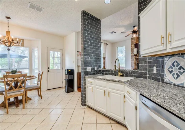 2nd image of 210 Meadow Woods Dr, Kyle, TX 78640 | MLS# 7547948