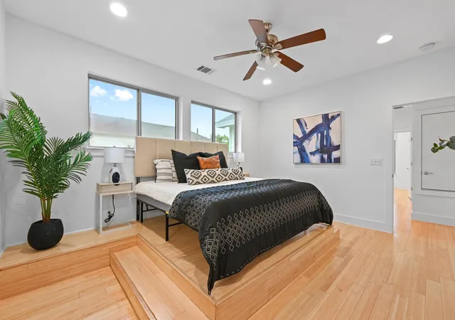 4th image of 3306 Thomas Kincheon St, Austin, TX 78745 | MLS# 9082248