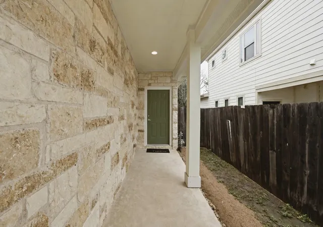 5th image of 3306 Thomas Kincheon St, Austin, TX 78745 | MLS# 9082248
