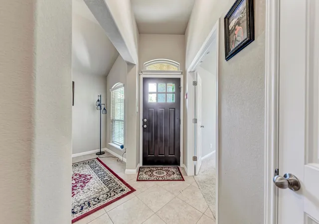 Photo 4 of Single family home for sale at 700 Cortona Cv, Georgetown, TX 78628 | MLS# 5507087 | Listing updated on 2026-07-19