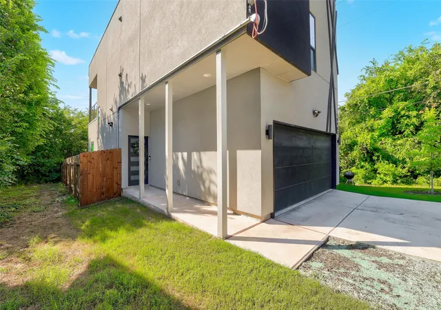 2nd image of 10903 Elm St, Jonestown, TX 78645 | MLS# 6426545