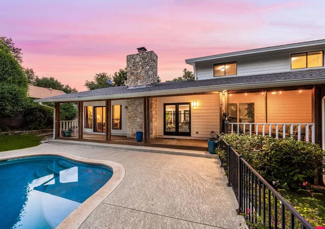 Photo 1 of Single family home for sale at 5105 N Rim Dr, Austin, TX 78731 | MLS# 1849065 | Listing updated on 2026-10-06