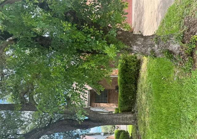 Photo 2 of Condo for sale at 8502 Cima Oak Ln #A, Austin, TX 78759 | MLS# 6197202 | Listing updated on 2026-09-18