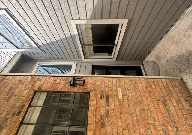 Photo 3 of Condo for sale at 8502 Cima Oak Ln #A, Austin, TX 78759 | MLS# 6197202 | Listing updated on 2026-09-18