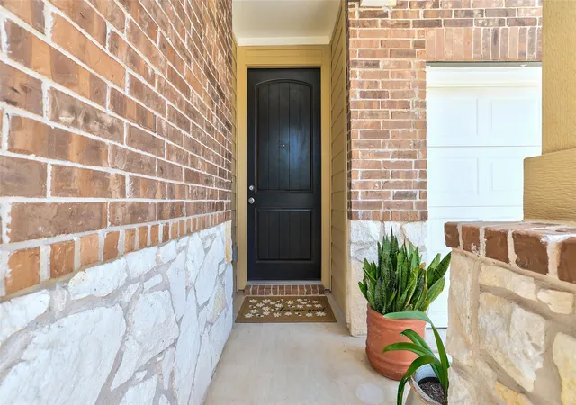 Photo 3 of Single family home for sale at 112 Rocking R Ct, Georgetown, TX 78633 | MLS# 1099851 | Listing updated on 2026-09-07