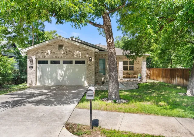 2nd image of 1410 Hart St, Georgetown, TX 78626 | MLS# 1793548