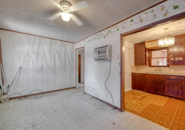 Photo 4 of Single family home for sale at 3509 Lyons Rd, Austin, TX 78702 | MLS# 1609556 | Listing updated on 2026-08-28