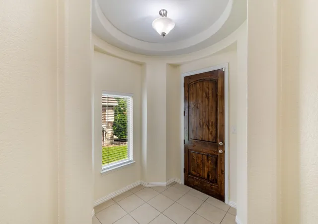 Photo 3 of Single family home for sale at 804 Farm House Dr, Hutto, TX 78634 | MLS# 7269187 | Listing updated on 2026-08-14