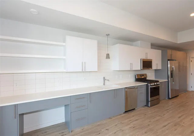 4th image of 4004 Banister Ln #208, Austin, TX 78704 | MLS# 8589517