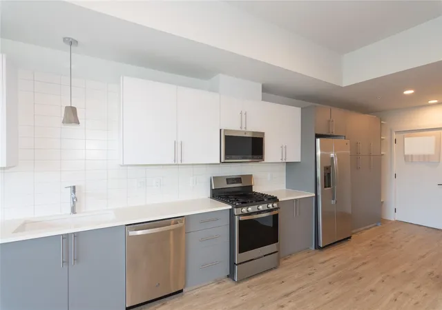 5th image of 4004 Banister Ln #208, Austin, TX 78704 | MLS# 8589517
