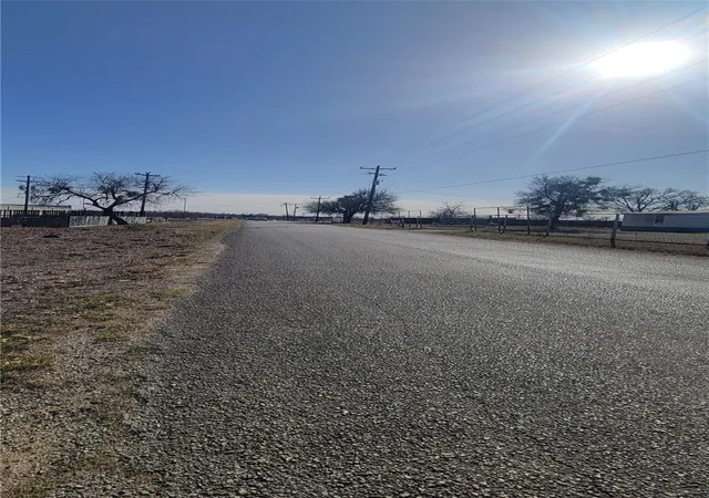 Photo 3 of Single family home for sale at 123 River Oaks Dr, Cedar Creek, TX 78612 | MLS# 8408791 | Listing updated on 2026-10-08