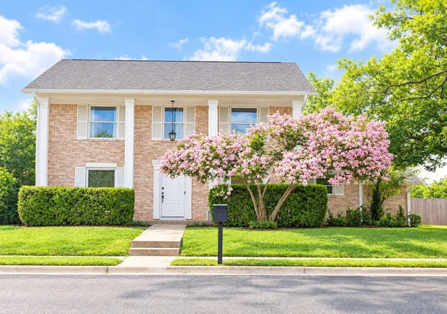 Single family home for sale at 10101 Parkfield Dr, Austin, TX 78758 | MLS# 3010990
