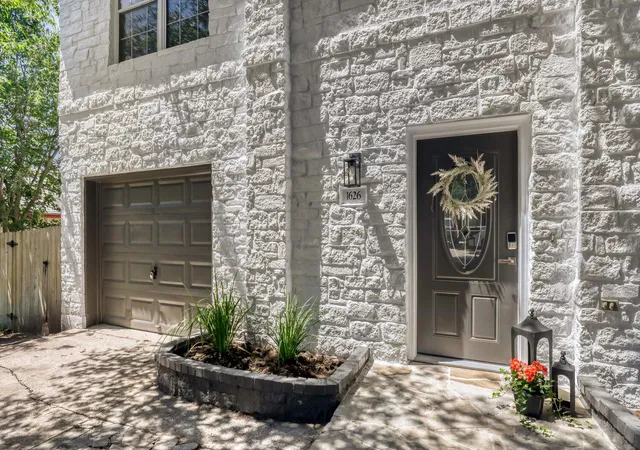 3rd image of 1626 Parkfield Cir, Round Rock, TX 78664 | MLS# 8065404