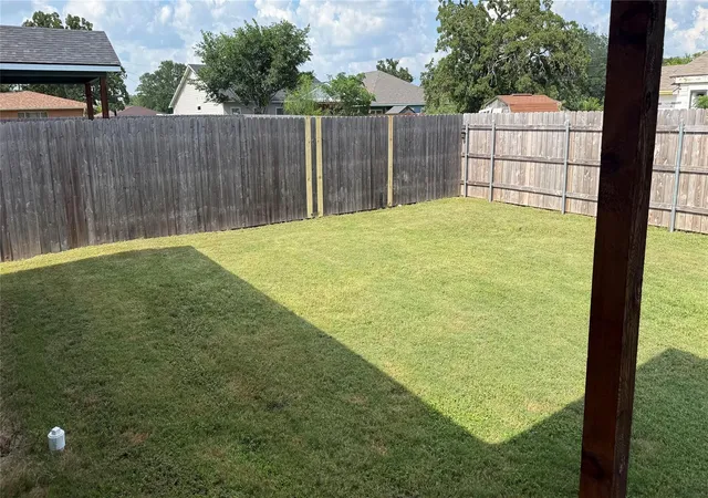 Homes for sale in Giddings, TX | 982 S Navarro St, Giddings, TX 78942 | MLS# 1090253