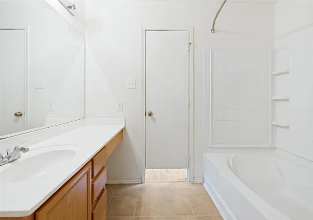 4th image of 205 Xavier Dr, San Marcos, TX 78666 | MLS# 1716119