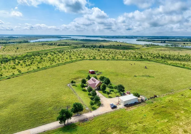 1st image of 19000 Fm 971, Granger, TX 76530 | MLS# 5716408