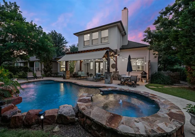Single family home for sale at 215 Lake Como Dr, Austin, TX 78734 | MLS# 8446698