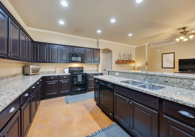 3rd image of 405 Momma Bear Dr, College Station, TX 77845 | MLS# 6719837