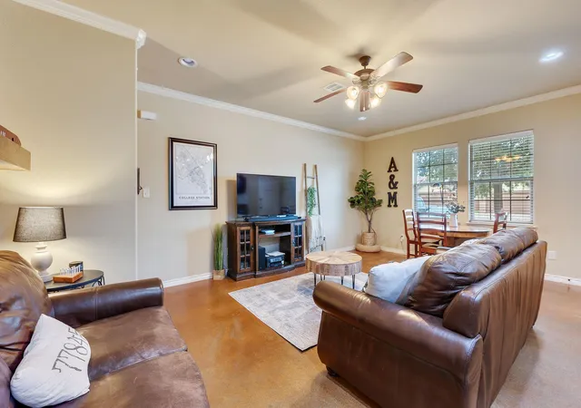 5th image of 405 Momma Bear Dr, College Station, TX 77845 | MLS# 6719837