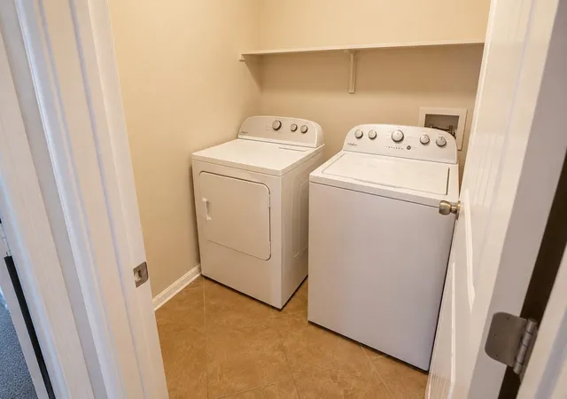 Photo 2 of Single family home for sale at 119 Paul Azinger Dr, Round Rock, TX 78664 | MLS# 5437246 | Listing updated on 2026-10-08