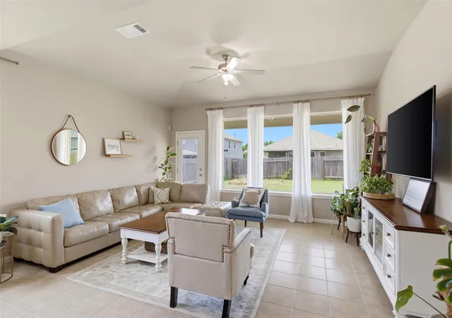 2nd image of 8104 Rosano St, Round Rock, TX 78665 | MLS# 4988577