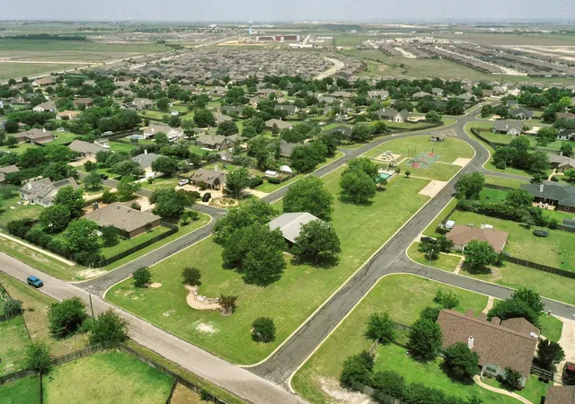 37th image of 204 Blanco Dr, Hutto, TX 78634 | MLS# 7510506