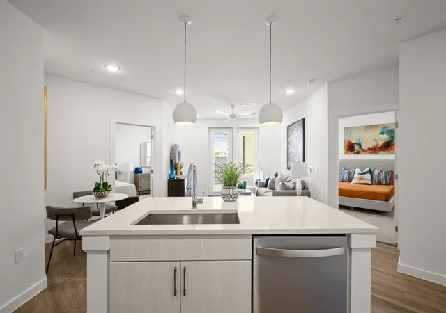 2nd image of 6324 N Lamar Blvd #419, Austin, TX 78752 | MLS# 1741220