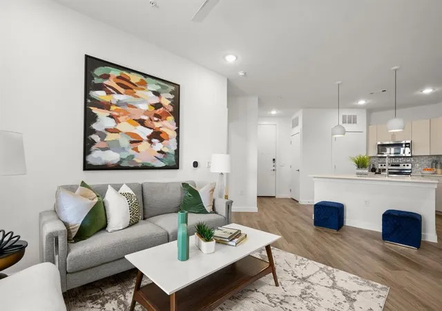 4th image of 6324 N Lamar Blvd #419, Austin, TX 78752 | MLS# 1741220