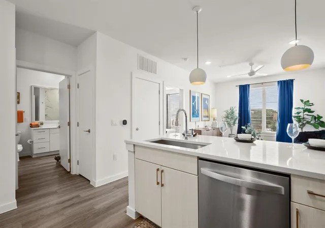 4th image of 6324 N Lamar Blvd #212, Austin, TX 78752 | MLS# 9131093