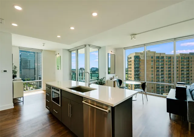5th image of 300 Bowie St #1403, Austin, TX 78703 | MLS# 4131783