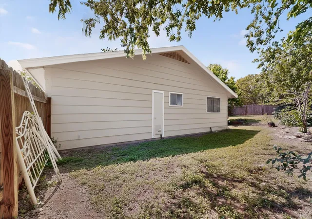 5th image of 128 Coers Cir, San Marcos, TX 78666 | MLS# 1703120