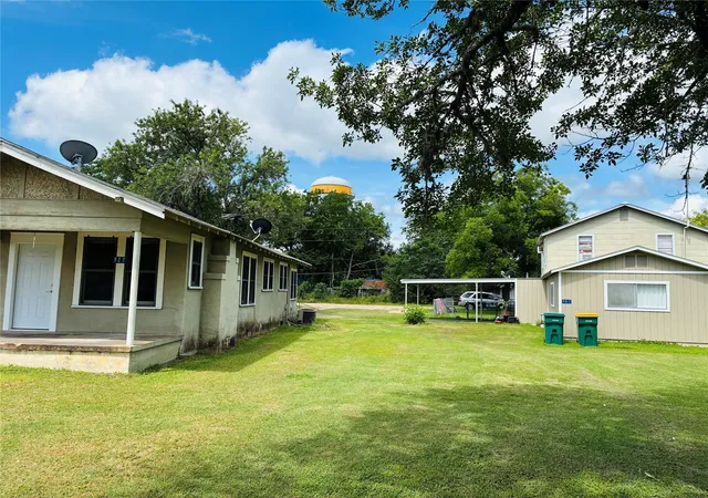 Homes for sale in La Grange, TX | 927937 N Franklin St, La Grange, TX 78945 | MLS# 6291938