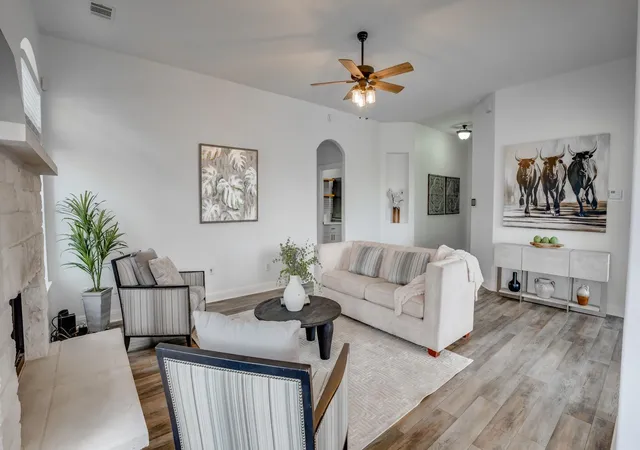 3rd image of 2016 Hidden Hills Dr, Dripping Springs, TX 78620 | MLS# 7177845