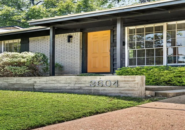 3rd image of 3604 Wilson St, Austin, TX 78704 | MLS# 5050749