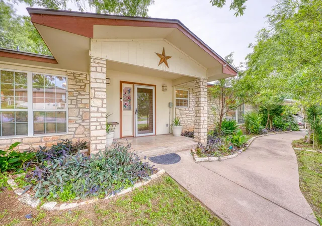 Homes for sale in Marble Falls, TX | 301 6th St, Marble Falls, TX 78654 | MLS# 6548913