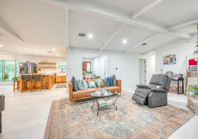 Homes for sale in Marble Falls, TX | 301 6Th St, Marble Falls, TX 78654 | MLS# 6548913