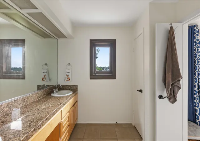 2nd image of 4711 Spicewood Springs Rd, Austin, TX 78759