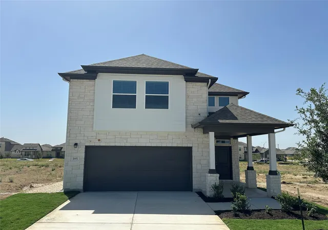 Photo 1 of Single family home for sale at 185 Young St, Lockhart, TX | MLS# 4182200 | Listing updated on 2026-10-08