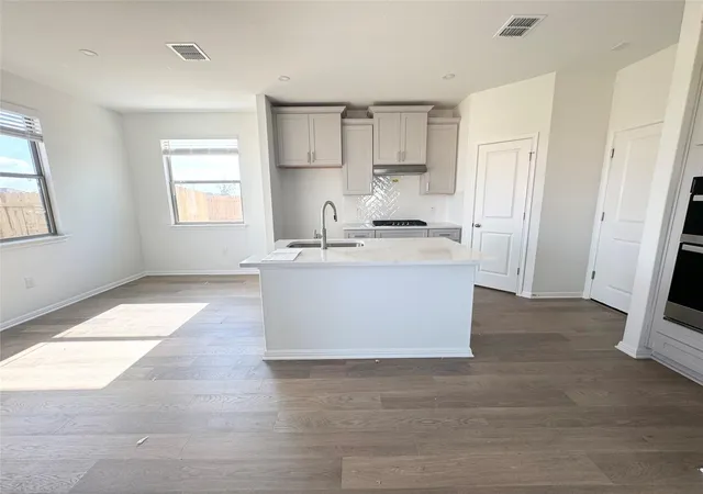 3rd image of 295 Young St, Lockhart, TX 78644 | MLS# 8412678