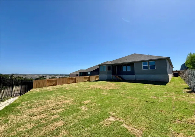 5th image of 131 Shumard Peak Cv, Dripping Springs, TX 78620 | MLS# 5725969