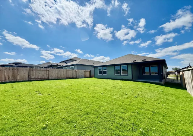 Photo 4 of Sale Pending at 5024 Stockton Ln, Del Valle, TX 78617 | MLS# 1324232 | Listing updated on 2026-08-25