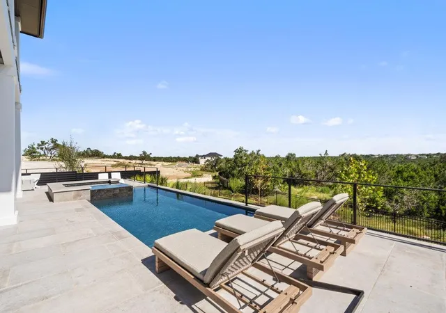 10th image of 5903 Silent Nova Vw, Austin, TX 78730 | MLS# 8228926