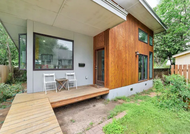1st image of 809 E 44th St, Austin, TX 78751 | MLS# 1945768