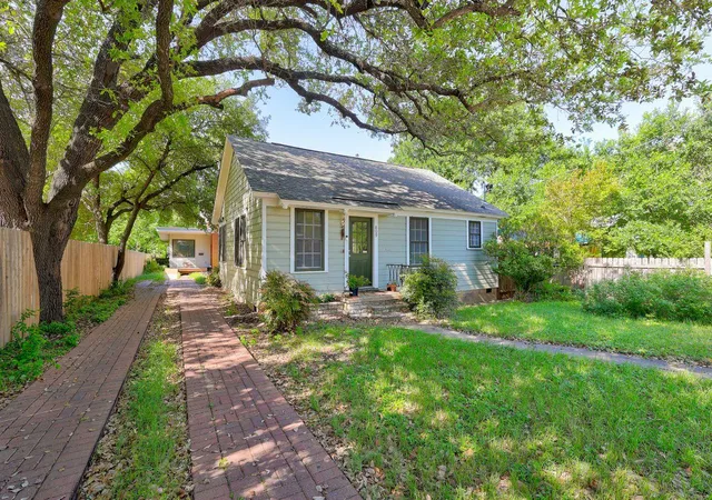 5th image of 809 E 44Th St, Austin, TX 78751 | MLS# 1945768
