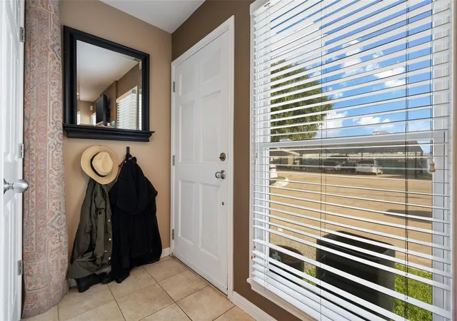 Listing Photo 4 - Condo for sale in building located at 6900 E Riverside Dr, Austin, TX 78741 - Unit #12