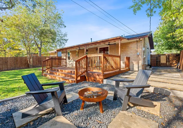 Photo 1 of Single family home for sale at 8801 Redfield Ln, Austin, TX 78758 | MLS# 7823258 | Listing updated on 2026-07-08