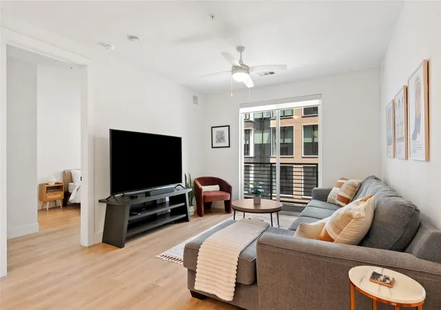 5th image of 1701 Simond Ave #305, Austin, TX 78723 | MLS# 3892558