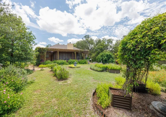 2nd image of 35 Brookmeadow Dr, Wimberley, TX 78676 | MLS# 3817660