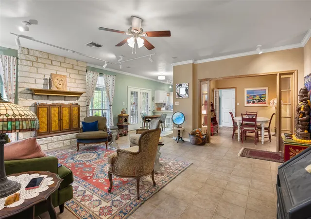 Photo 4 of Single family home for sale at 35 Brookmeadow Dr, Wimberley, TX 78676 | MLS# 3817660 | Listing updated on 2026-10-08